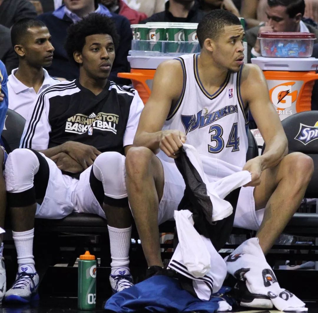 三大内线缺席！斯普利特：我们就是防不了他们，没有内线护框（三大内线缺阵，斯普利特坦言：缺少护筐内线，我们防不住他们）